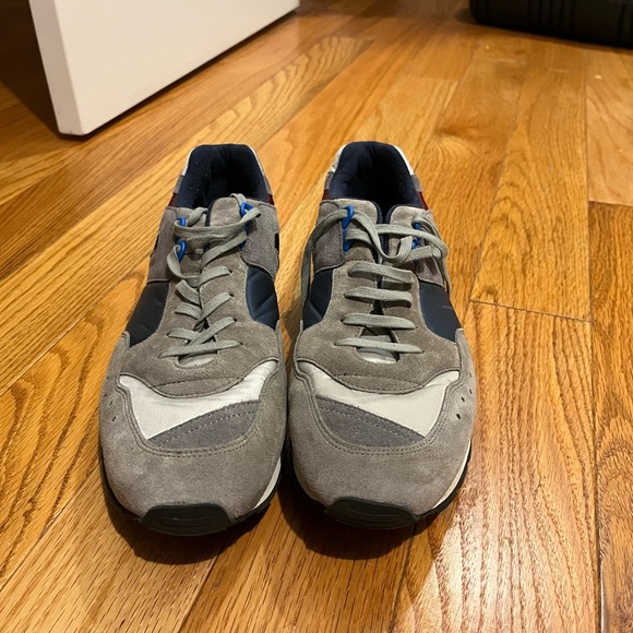 Reproduction of Found Sneakers | size 11 - Picture 4 of 4